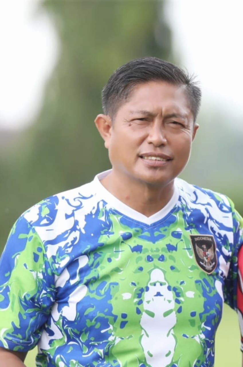 KETUA REGIONAL ISL( INDONESIA S LEAGUE) SULAWESI TENGAH
